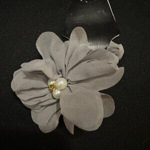 Grey Flower Chiffon Scrunchie  -kids  SC2989  Handmade NWT Boutique